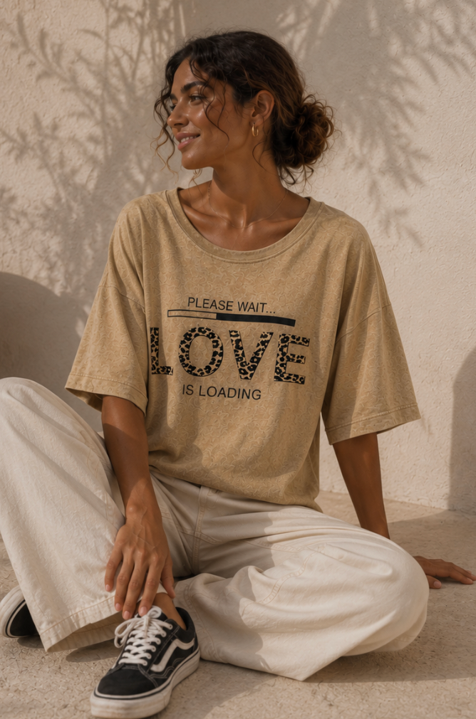 Love tee