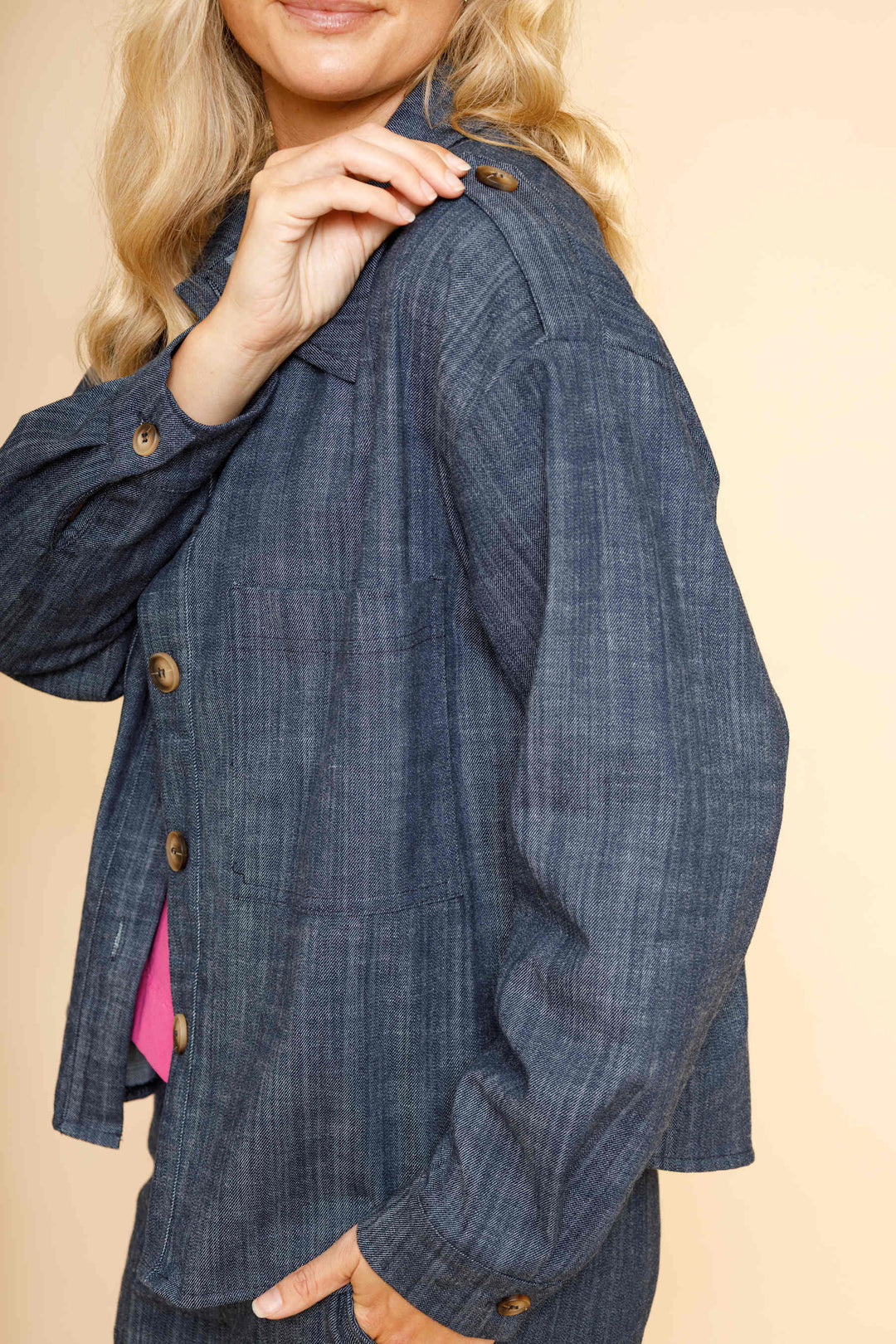 Box shirt jacket